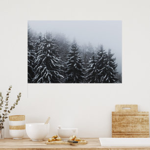 Poster Nevoeiro sobre neve cobriu floresta de primavera n