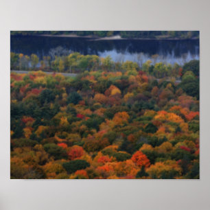 Póster New England Autumn Foliage Por River