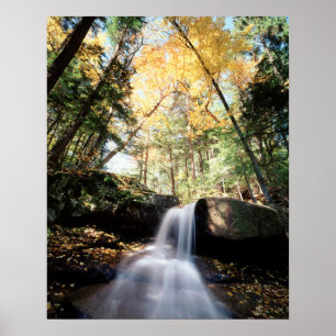 Póster New Hampshire, uma cachoeira em Branco