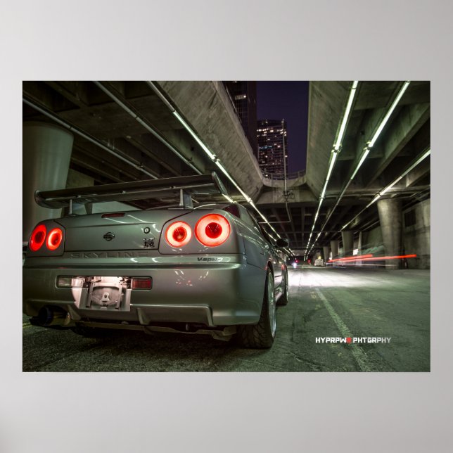 Póster Nissan Skyline GT-R34 no Centro de Los Angeles (Frente)