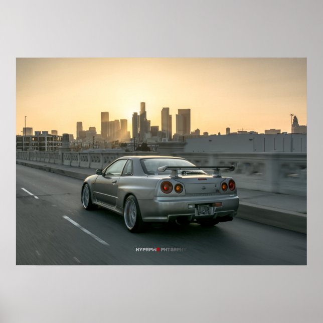 Póster Nissan Skyline GT-R34 no Centro de Los Angeles (Frente)