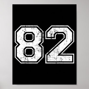 Poster Número 82 Time Esportivo Varsity Distressed Vintag