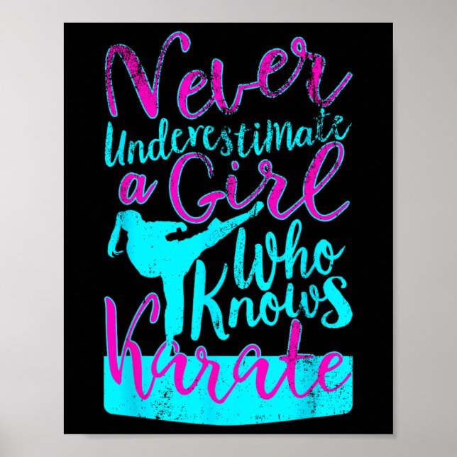 Poster Nunca Subestime Uma Garota Que Conhece A Citação D (Frente)