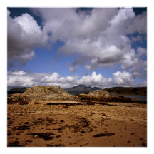 Nuvem passando por Blabheinn Isle de Skye Escócia