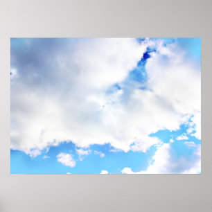 Póster Nuvens brancas inchado e céu azul