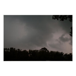 Póster Nuvens de Tempestade Sobre a Floresta