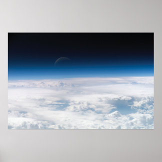 Poster Nuvens e lua esmaecida
