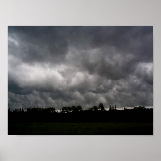 Póster Nuvens Escuras (3)