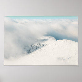 Poster Nuvens que se desfazem sobre as montanhas da flore