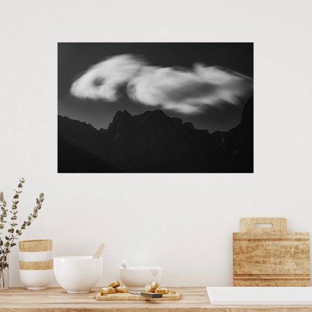 Poster Nuvens sobre a silhueta das montanhas (Cozinha)
