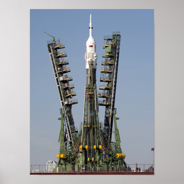 Póster O andaime de lançamento é colocado no lugar (Frente)