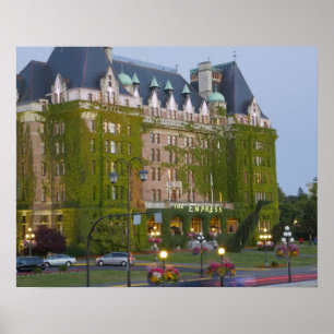 Poster O Hotel Empress no porto interior em