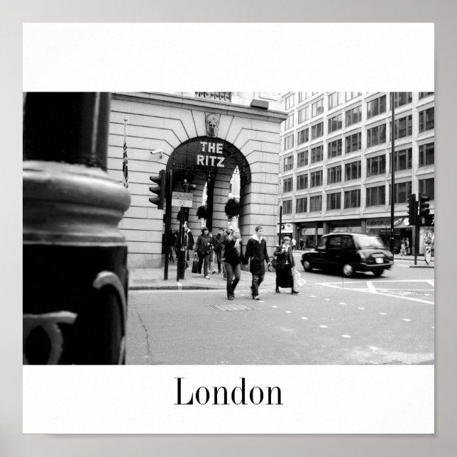 Póster O Hotel Ritz London (Frente)