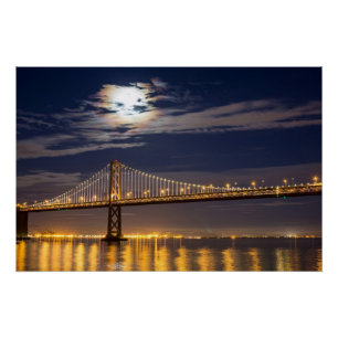 Póster O moonrise hoje à noite sobre a ponte da baía