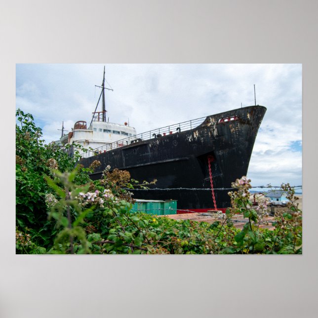 Poster O Navio Abandonado TSS Duque de Lancaster (Frente)
