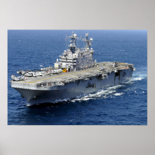 Póster O navio de assalto anfíbio USS Peleliu