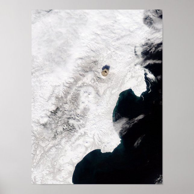 Póster O vulcão Shiveluch no Krai de Kamchatka, Rússia (Frente)