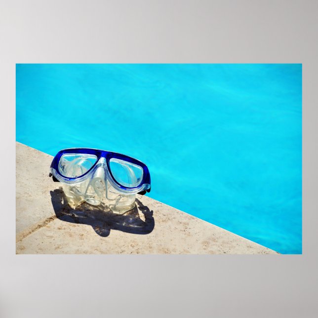 Poster Óculos de natação com moldura azul perto da piscin (Frente)