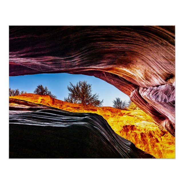 Póster Olhando para cima no cânion Peekaboo Glossy (Frente)
