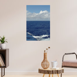 Póster Ondas Oceânicas e Nuvens Fluffy Brancas