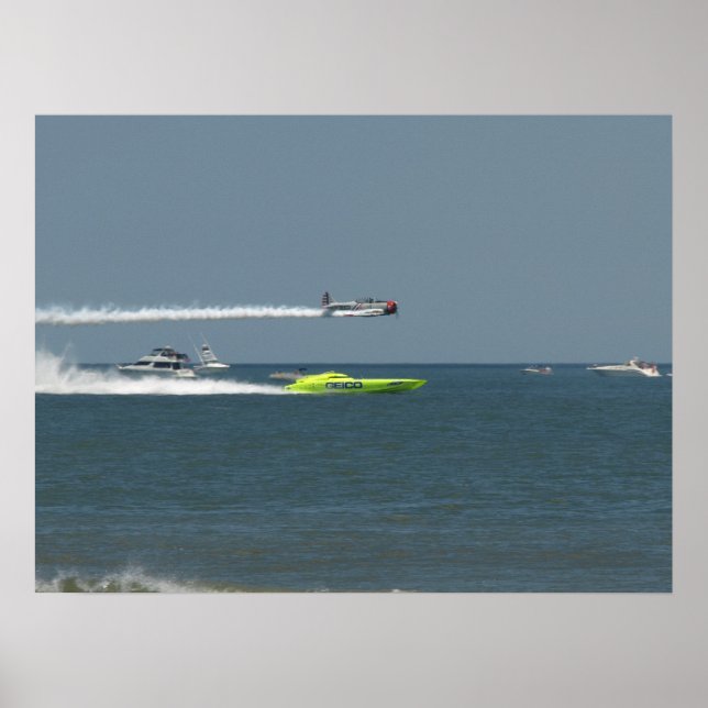 Póster Os Skytypers GEICO e a Srta. GEICO. (Frente)