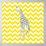 Póster Ouro Yellow Safari Chevron com Pop Art Giraffe<br><div class="desc">Padrão de Mod Chevron na paleta de cores Safari Moods de Emporio Moffa,  com girafa de pop de arte de um lado.</div>