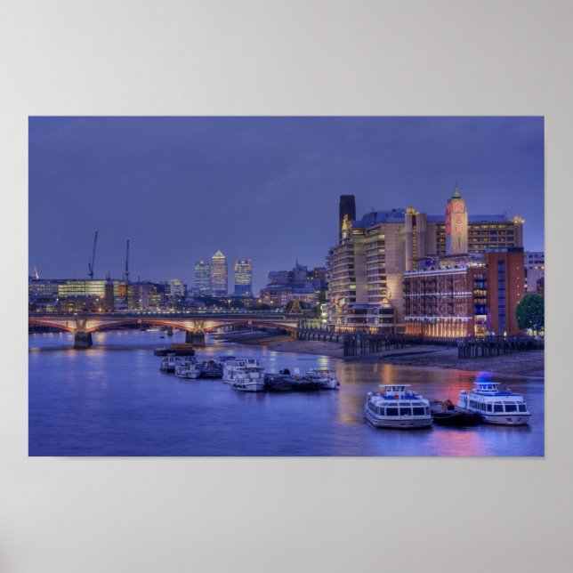 Póster Oxo Tower e Thames River à noite (Frente)