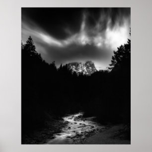 Poster Paisagem dramática das montanhas e dos rios