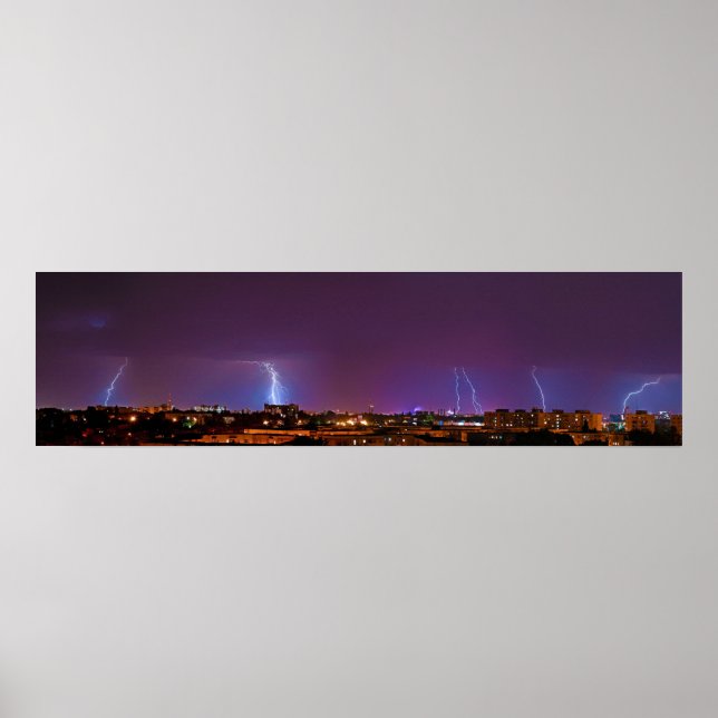 Poster Panorama of Multiple Lighting Strikes in Bucharest (Frente)