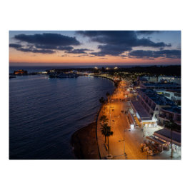 Póster Paphos seafront e porto à noite