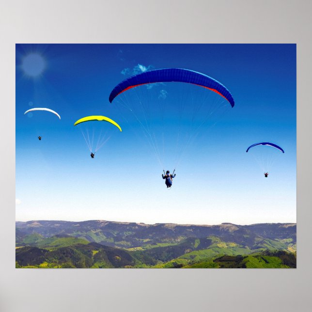 Póster Paraglider na Floresta Negra (Frente)