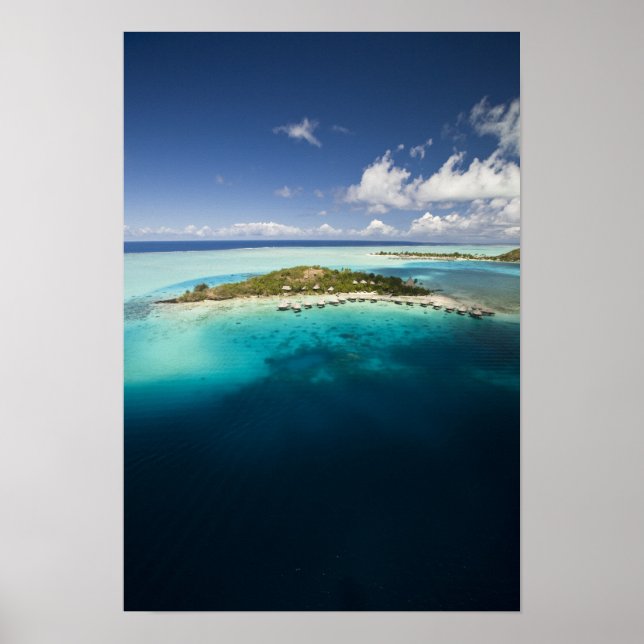 Póster Parasailing sobre a bela lagoa de Bora (Frente)