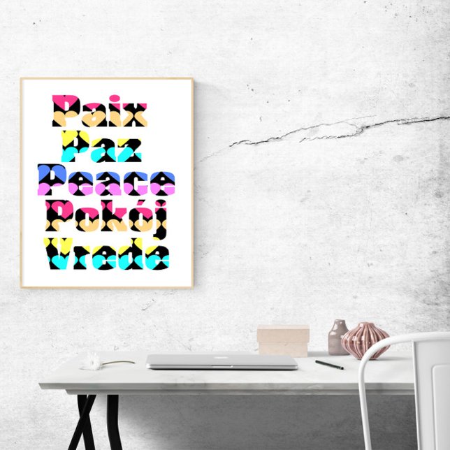 Poster Paz em muitas línguas - cores brilhantes (A poster that says peace in many different languages with hearts.)