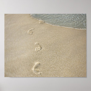 Póster pegadas na areia
