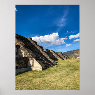 Poster Plataformas de Pedra de Teotihuacan Sob o Céu Azul