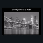 Poster Ponte Brooklyn por noite<br><div class="desc">Veja esta bela imagem da "Ponte Brooklyn por Noite". A imagem é uma foto tirada em preto e branco com textura falsa. Esta imagem seria uma maravilhosa adição a qualquer quarto numa casa. Você pode comprar este poster de "Brooklyn by Night" no meu impressão a pedido. Sinta-se livre para navegar...</div>
