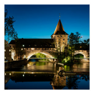 Póster Ponte medieval antiga à noite em Nuremberg