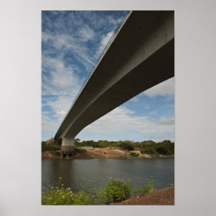 Póster Ponte que liga a Guiana ao Brasil sobre o Takutu
