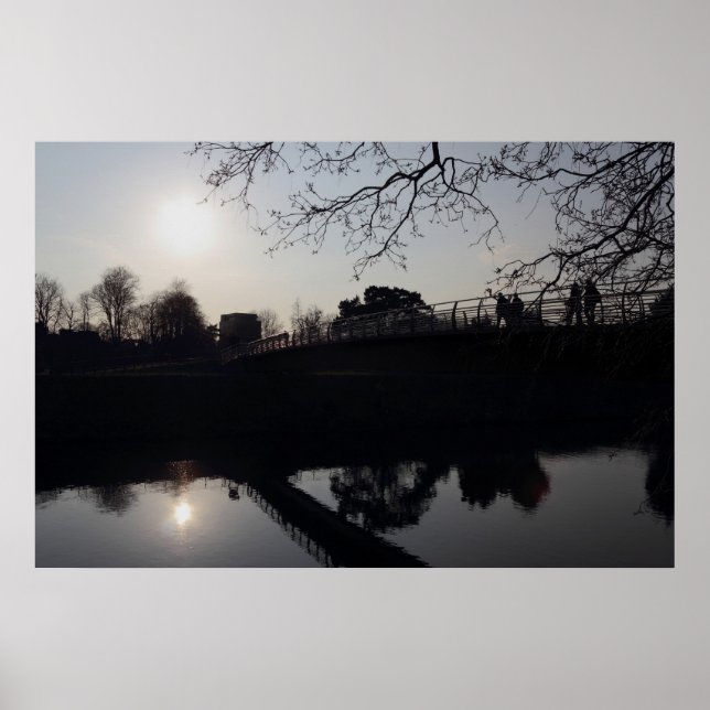 Póster Ponte sobre um rio (Frente)