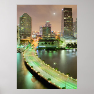 Poster Ponte vai através do rio até centro de Miami
