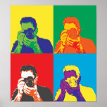Poster Pop Art Bright Cores de Câmara Fotógrafo Decor<br><div class="desc">A imagem de um fotógrafo que visualiza através da lente da câmera é tratada com uma mistura brilhante de cores para lhe dar um efeito de pop. Uma peça decorativa colorida e impressionante para preparar a decoração.</div>
