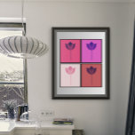 Poster Pop Art Lotus Quartet<br><div class="desc">Essa design ousada e moderna mostra quatro flores vibrantes de lótus, cada uma banhada em tons ricos de rosa, magenta e vermelho. A silhueta minimalista do lótus, contrastada com blocos energéticos de cores, traz um talento contemporâneo ao símbolo eterno de beleza e despertar espiritual. Quer você queira adicionar um toque...</div>