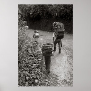 Póster Portadores de madeira, Guatemala