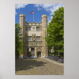 Póster Portão do Trinity College e fileiras de bicicletas