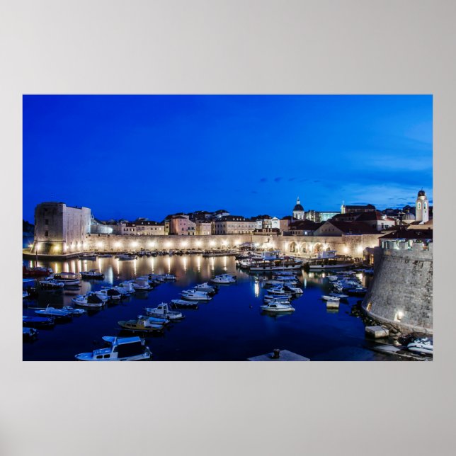 Poster Porto de Dubrovnik e paredes iluminadas à noite (Frente)