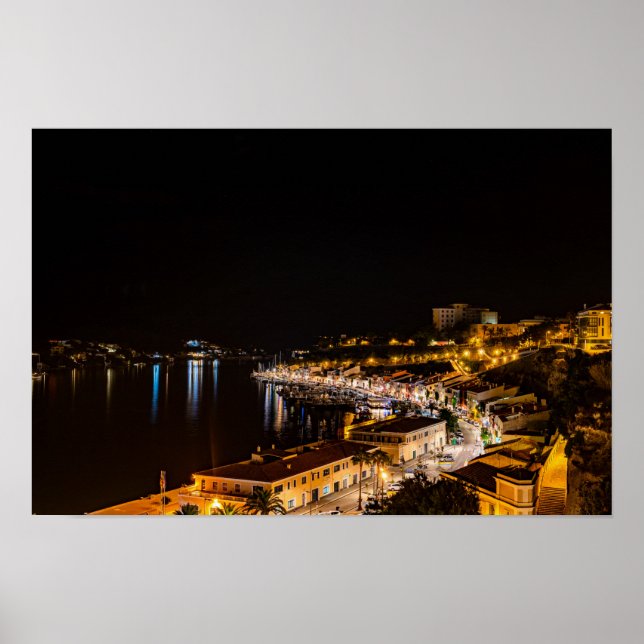 Poster Porto de Mahon à noite - Minorca, Espanha (Frente)