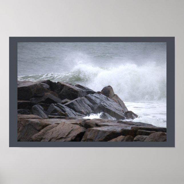 Poster Pôster de ondas do oceano batendo nas rochas (Frente)