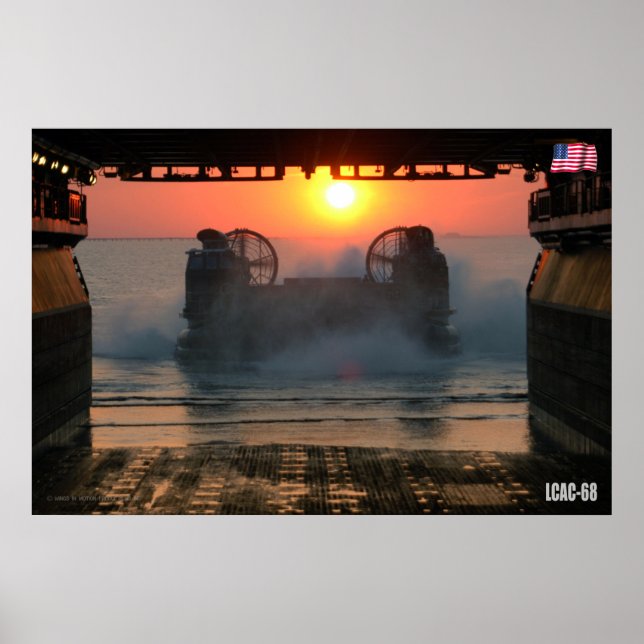 POSTER PRAIA ASSAULT - LCAC-68 (Frente)