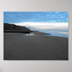 Poster Praia em Mundesley, Norfolk por Alexandra Cook