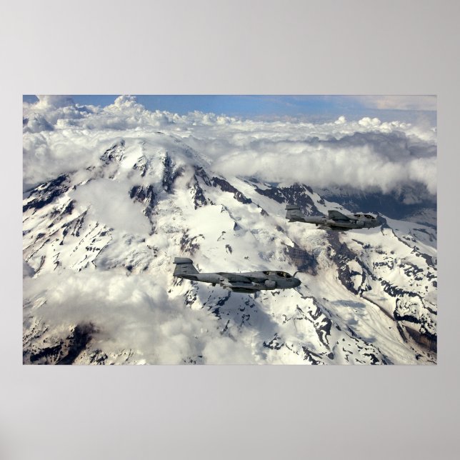 Póster Predador e Monte Rainier de EA-6B (Frente)